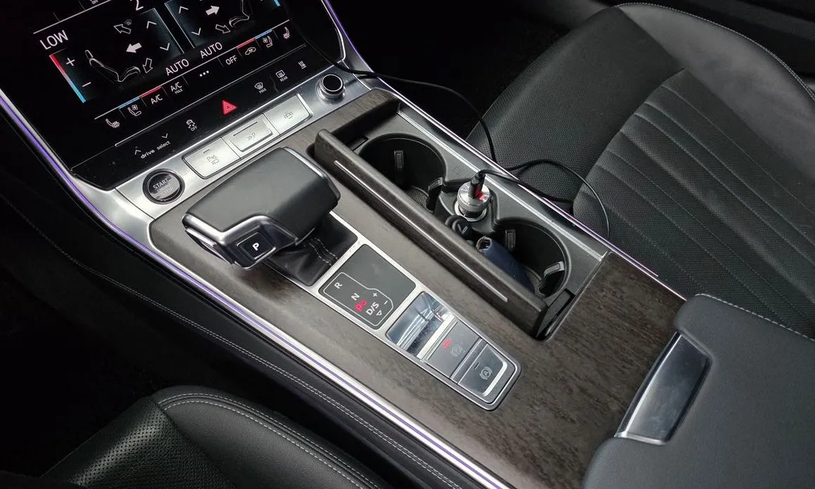 Audi A6 — фото 10