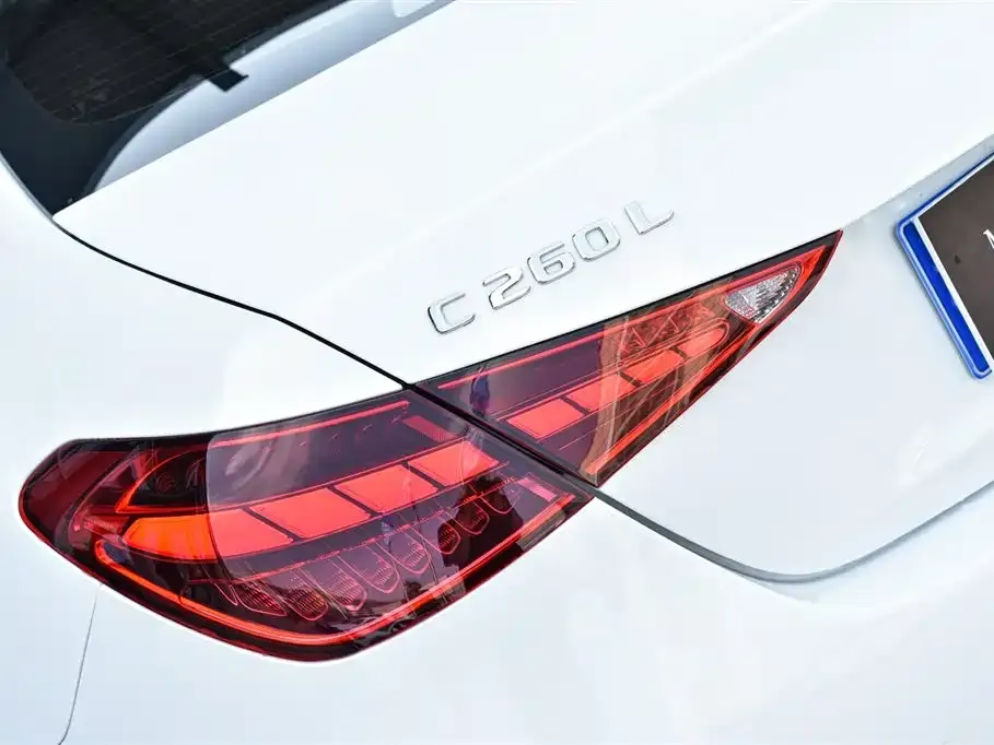 Mercedes-Benz C-Class — фото 10