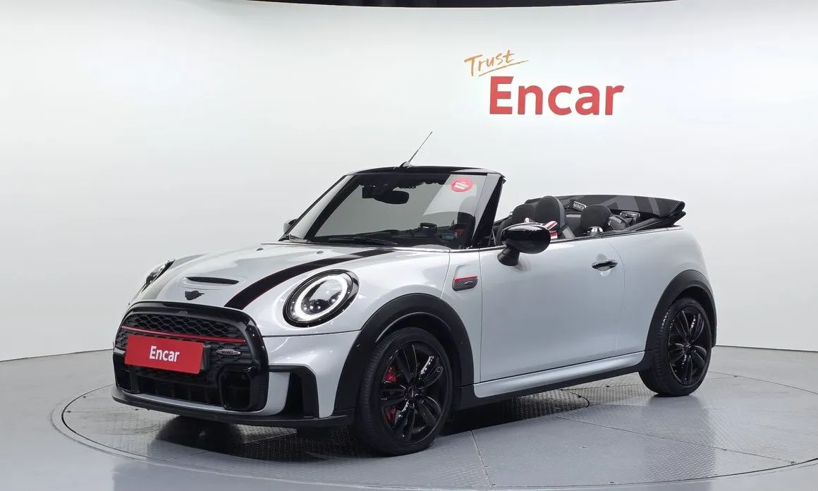 Mini Cooper Convertible — фото 1