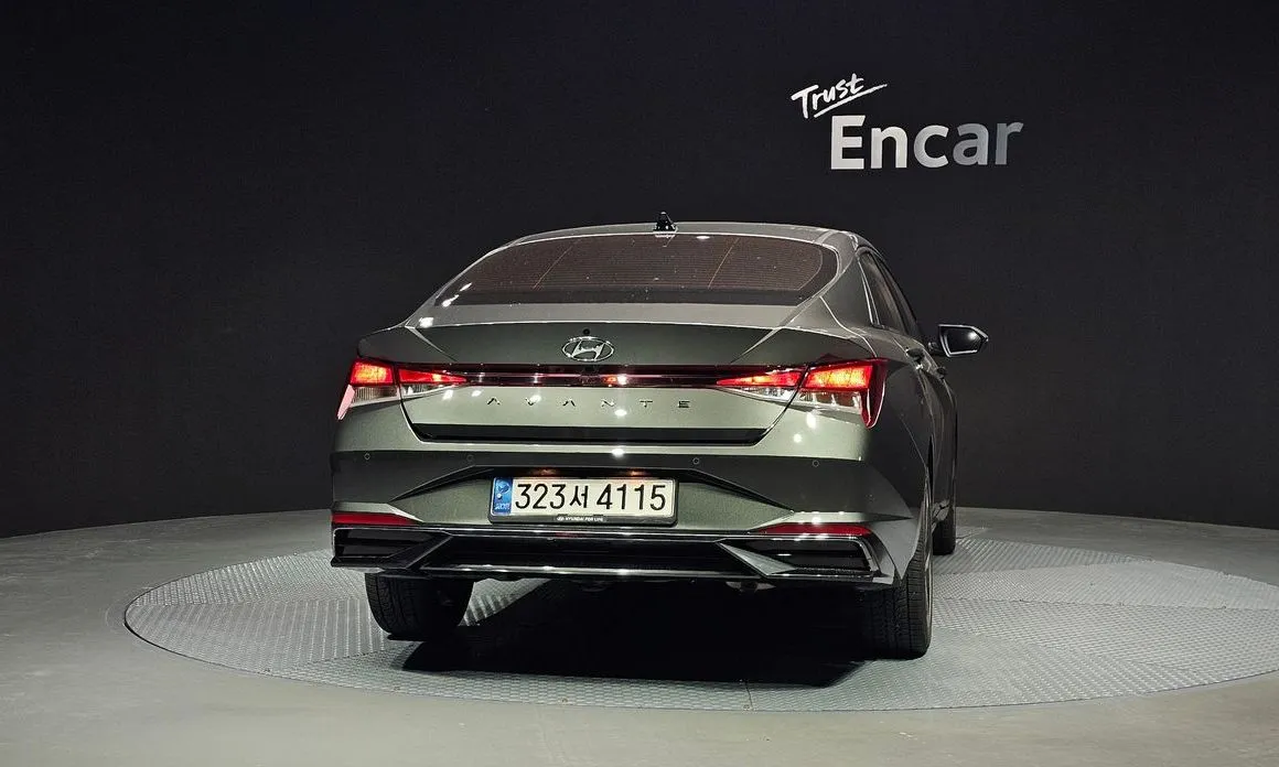 Hyundai AVANTE — фото 3
