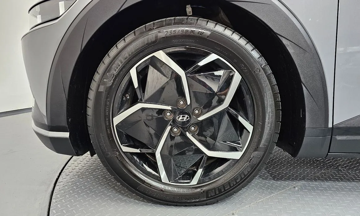 Hyundai Ioniq5 — фото 9
