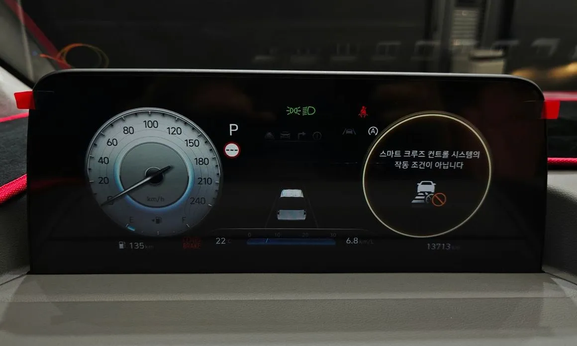 Hyundai Staria — фото 2