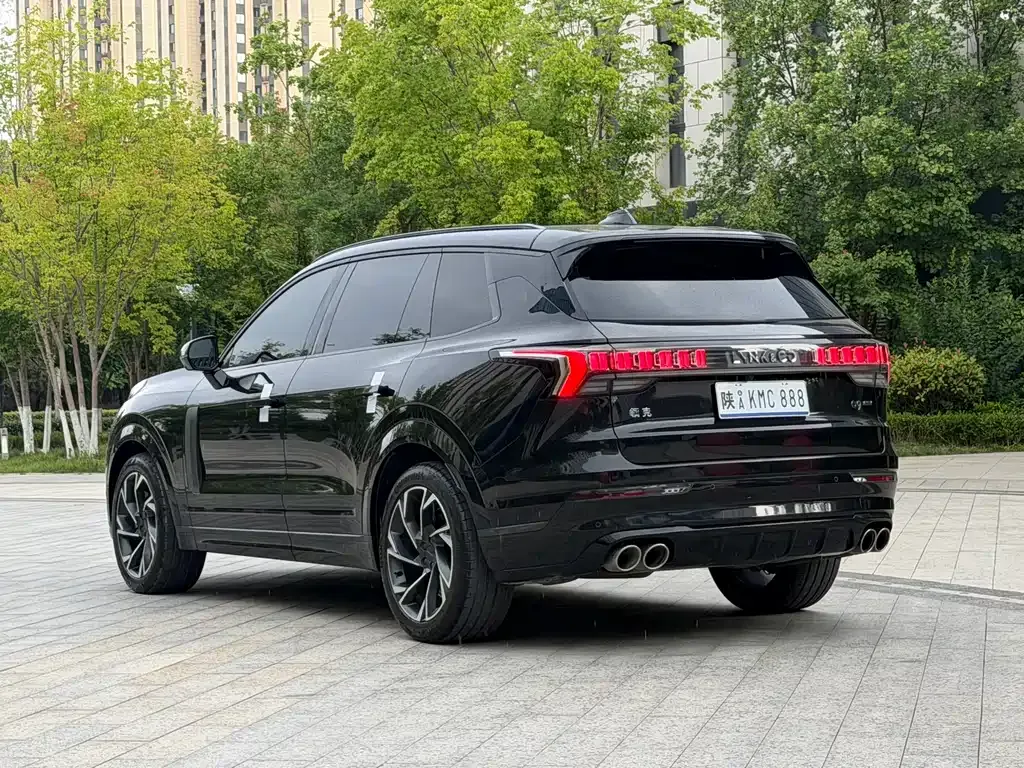 Lynk & Co 09 — фото 7