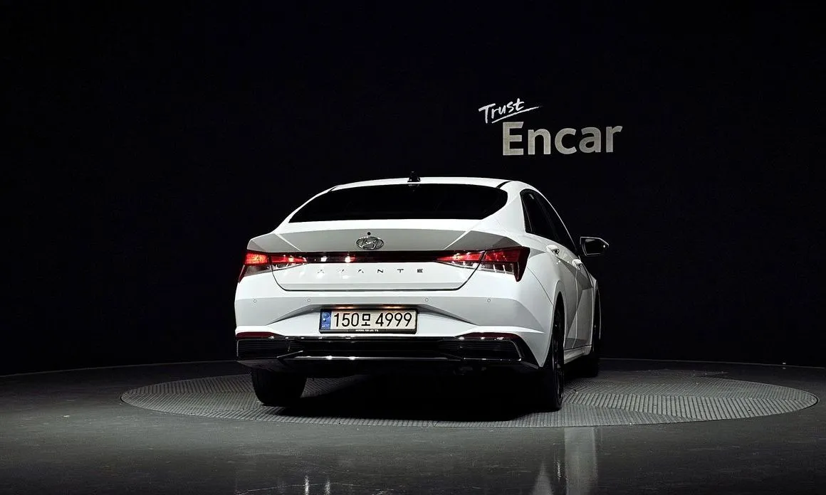 Hyundai AVANTE — фото 2