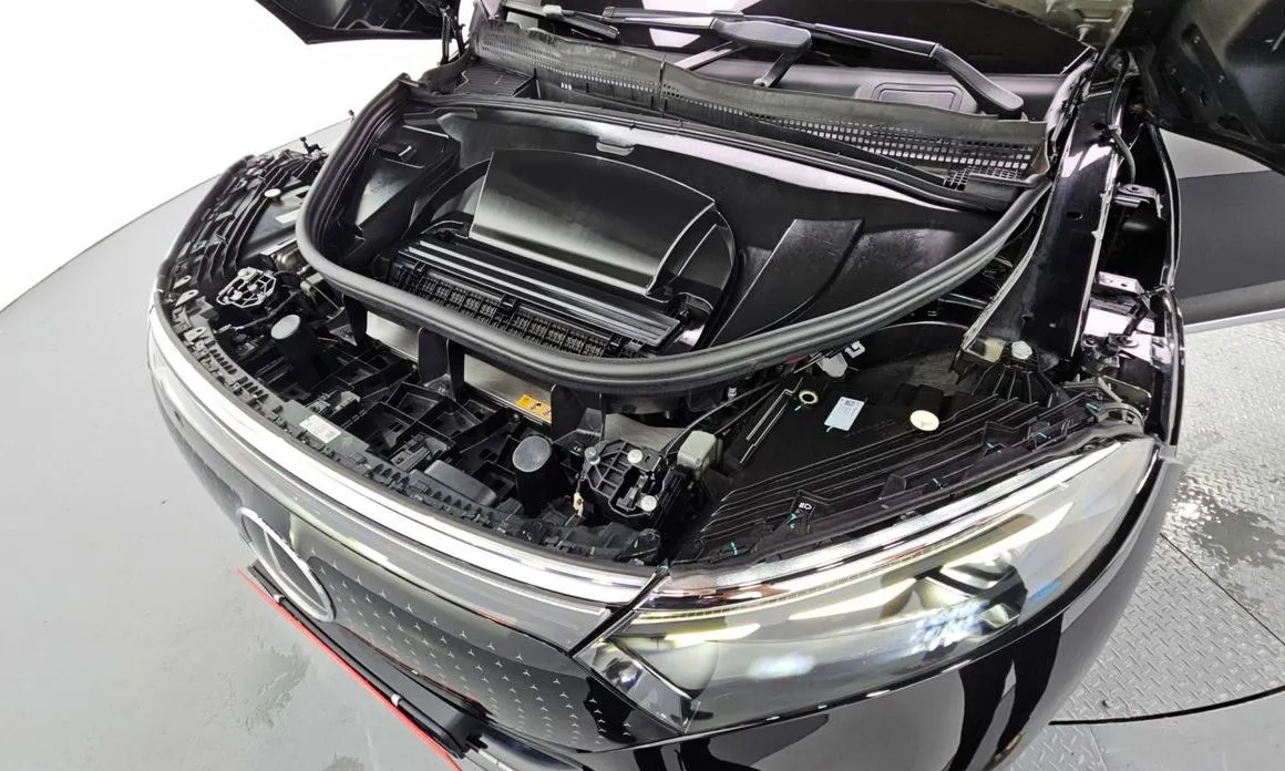 Mercedes-Benz EQS — фото 10
