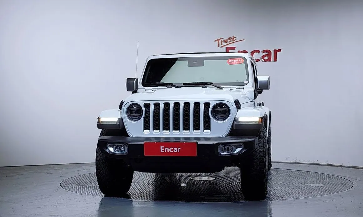 Jeep Wrangler — фото 9