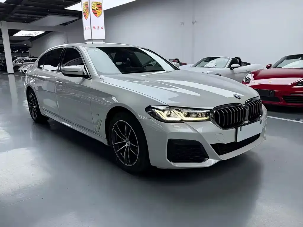 BMW 5 Series — фото 3