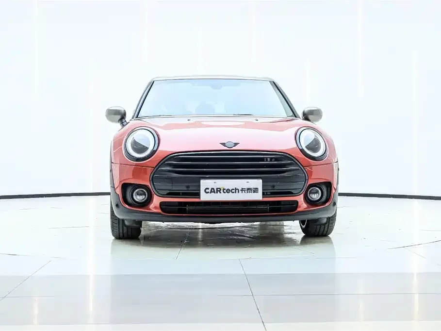MINI Clubman — фото 2