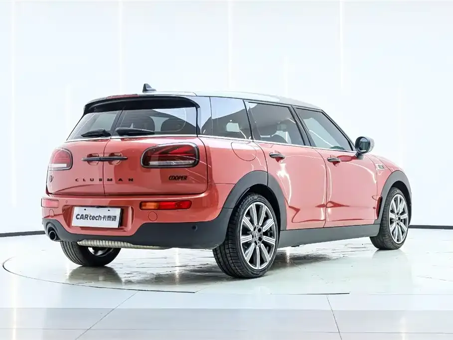 MINI Clubman — фото 7