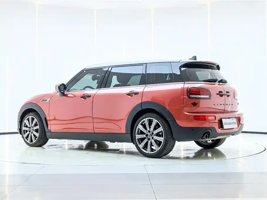 MINI Clubman — фото 5