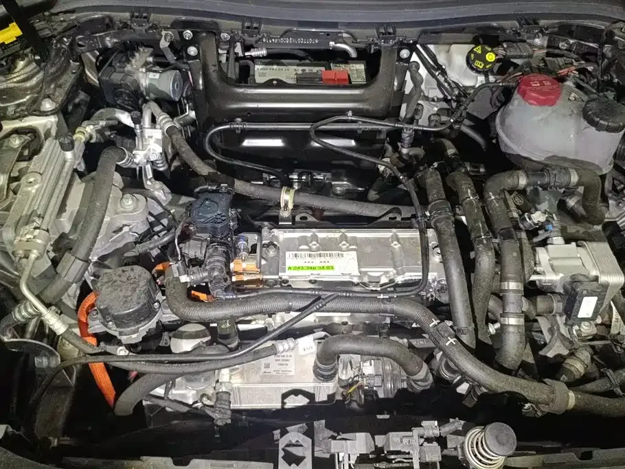 Mercedes-Benz EQA — фото 10