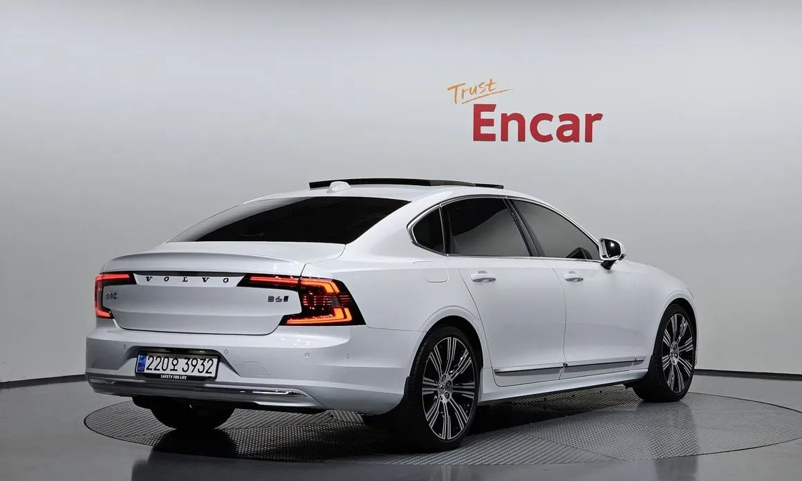 Volvo S90 — фото 2
