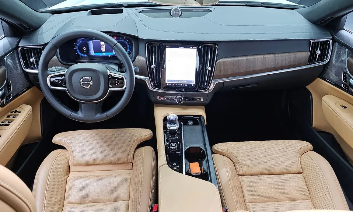 Volvo S90 — фото 9