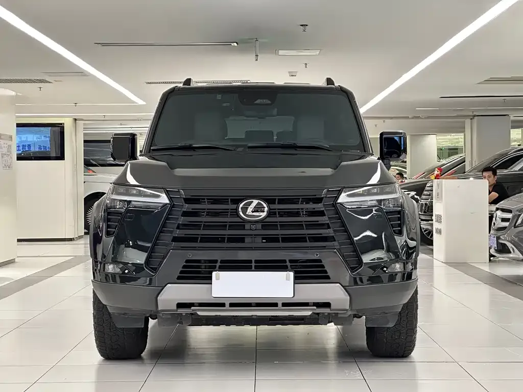 Lexus GX — фото 2