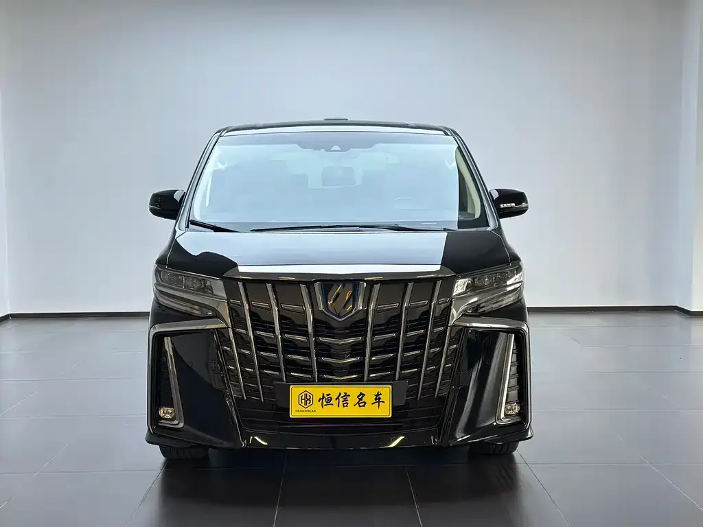 Toyota Alphard — фото 6