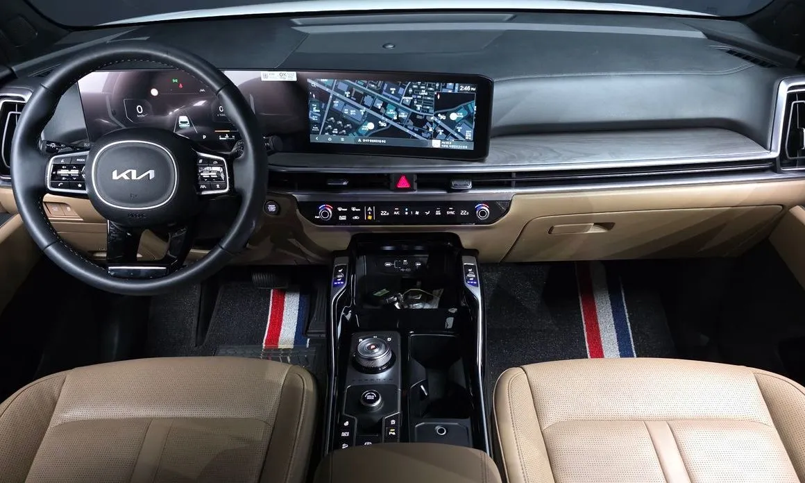 Kia Sorento — фото 8