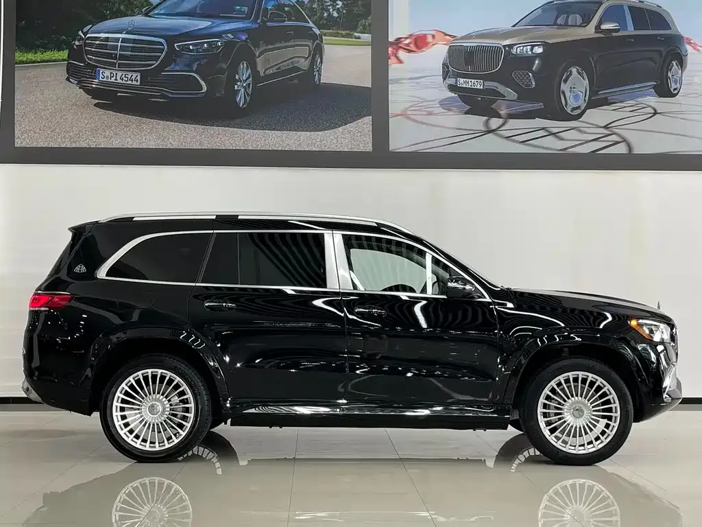 Mercedes-Benz GLS — фото 6