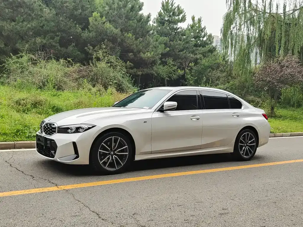 BMW 3 Series — фото 1