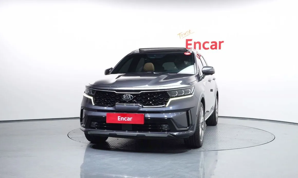 Kia Sorento — фото 8