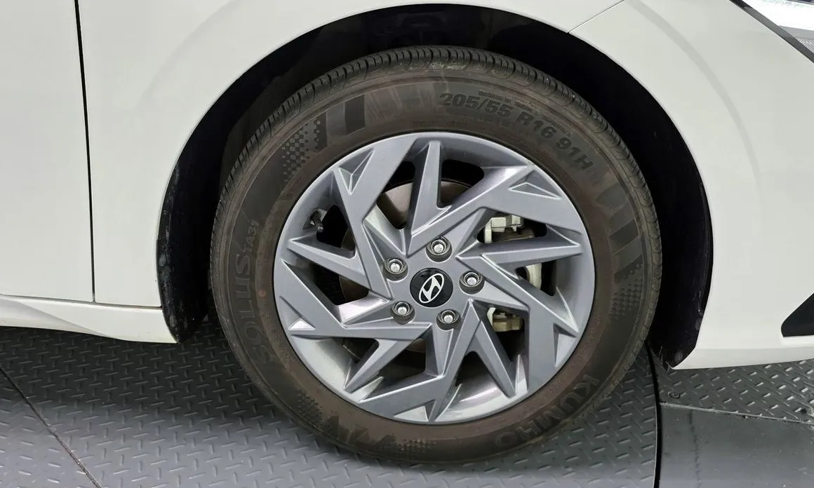 Hyundai AVANTE — фото 4