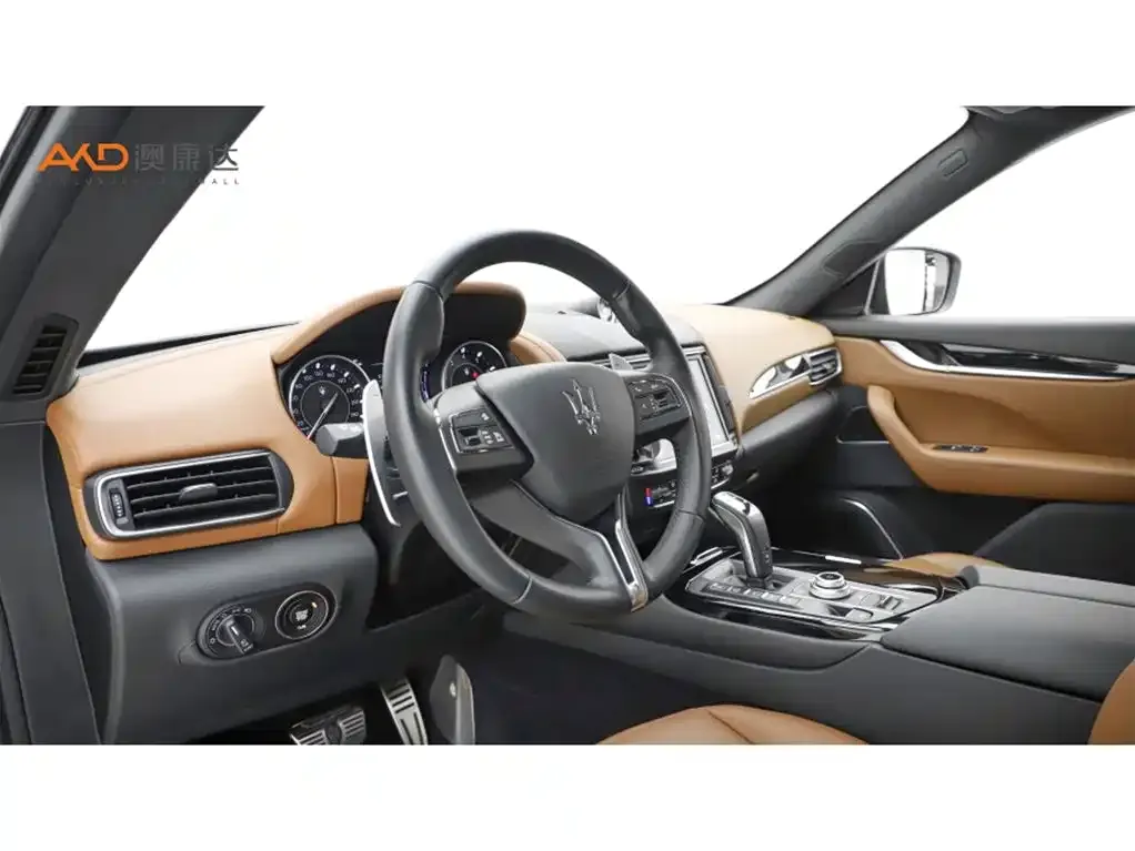 Maserati Levante — фото 10