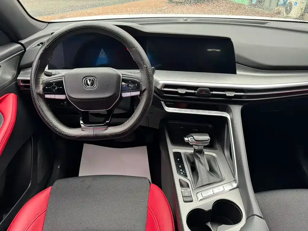 Changan CS35PLUS — фото 10