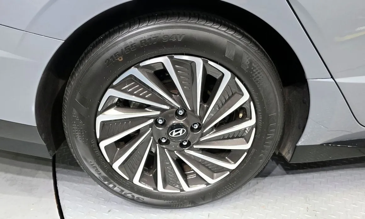 Hyundai Sonata — фото 10
