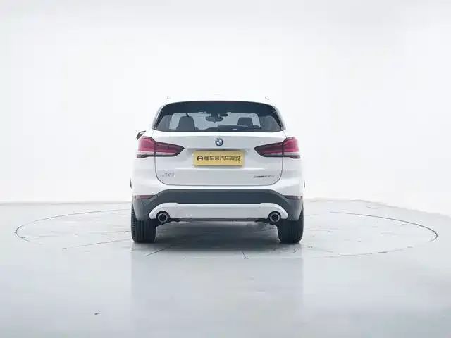 BMW X1 — фото 2