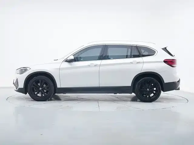 BMW X1 — фото 6