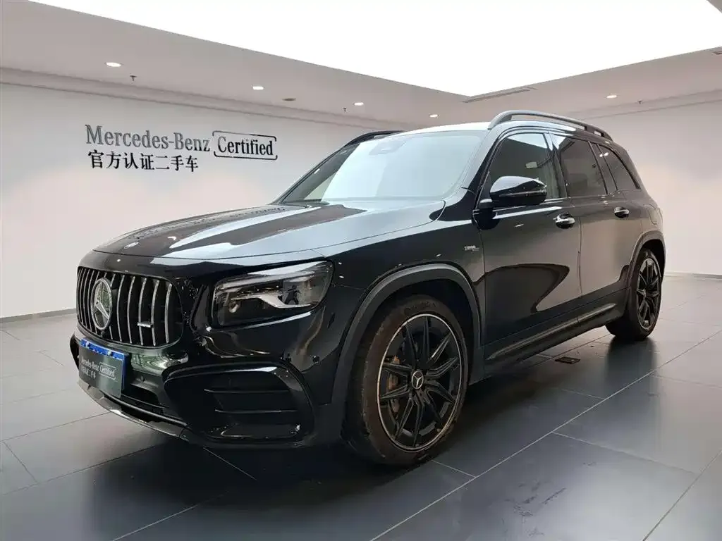 Mercedes-Benz GLB AMG — фото 1