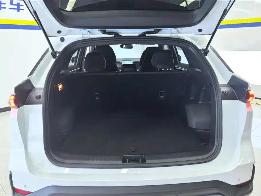 Geely Galaxy L7 — фото 10