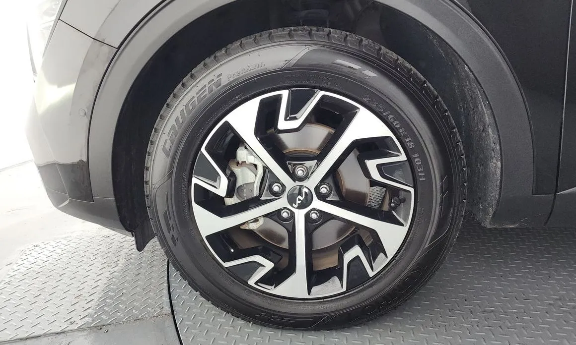 Kia Sportage — фото 6