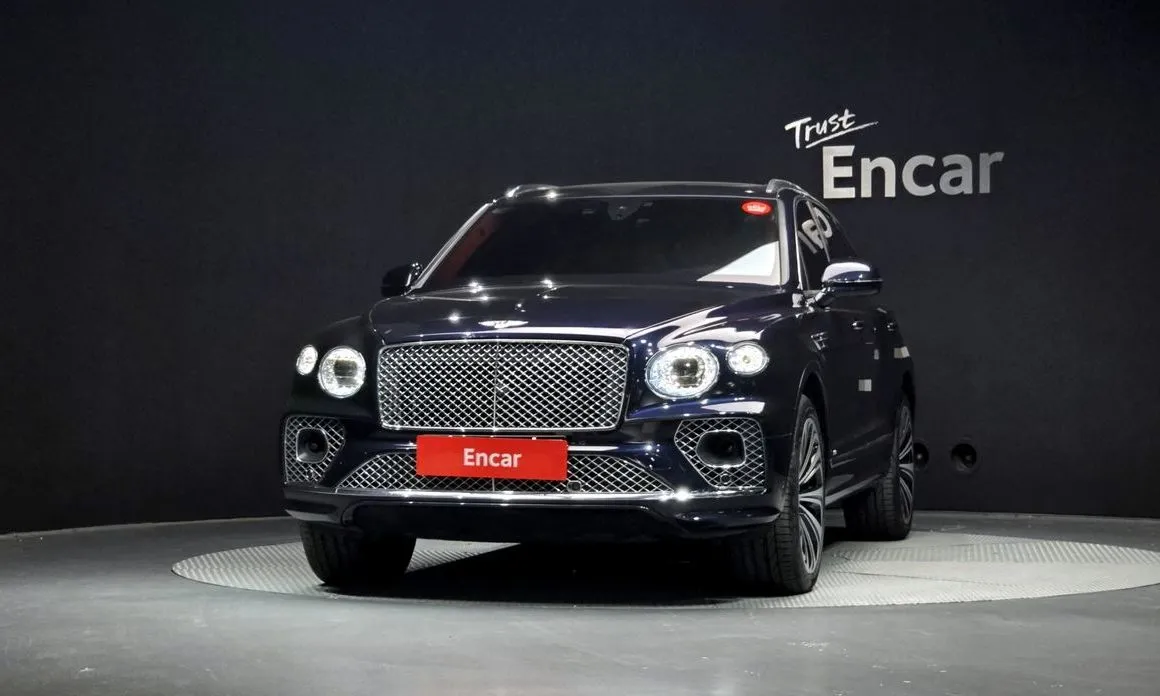 Bentley Bentayga — фото 7