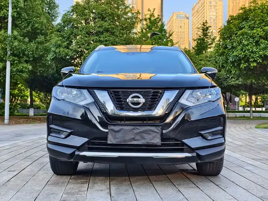 Nissan X-Trail — фото 8
