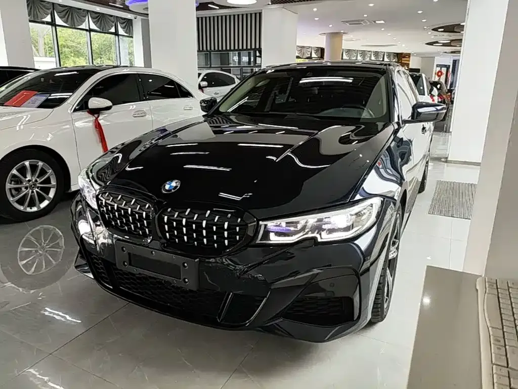 BMW 3 Series — фото 10