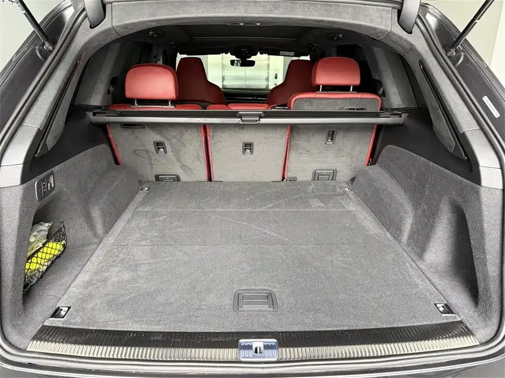 Audi SQ7 — фото 4