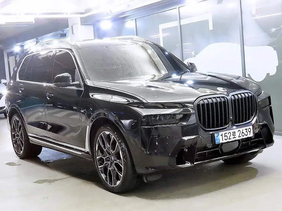 BMW X7 — фото 1