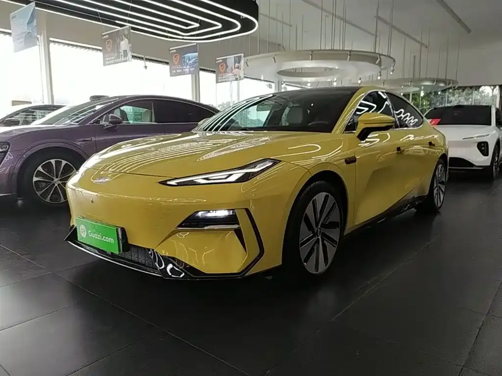 Geely Galaxy E8 — фото 1
