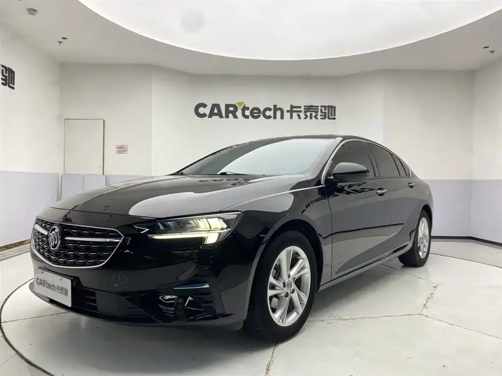 Buick Regal — фото 1