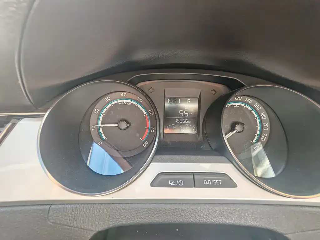 Skoda Rapid — фото 7