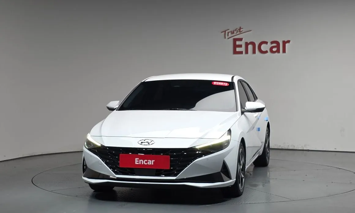 Hyundai AVANTE — фото 2