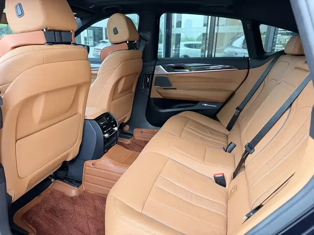 BMW 6 Series GT — фото 2