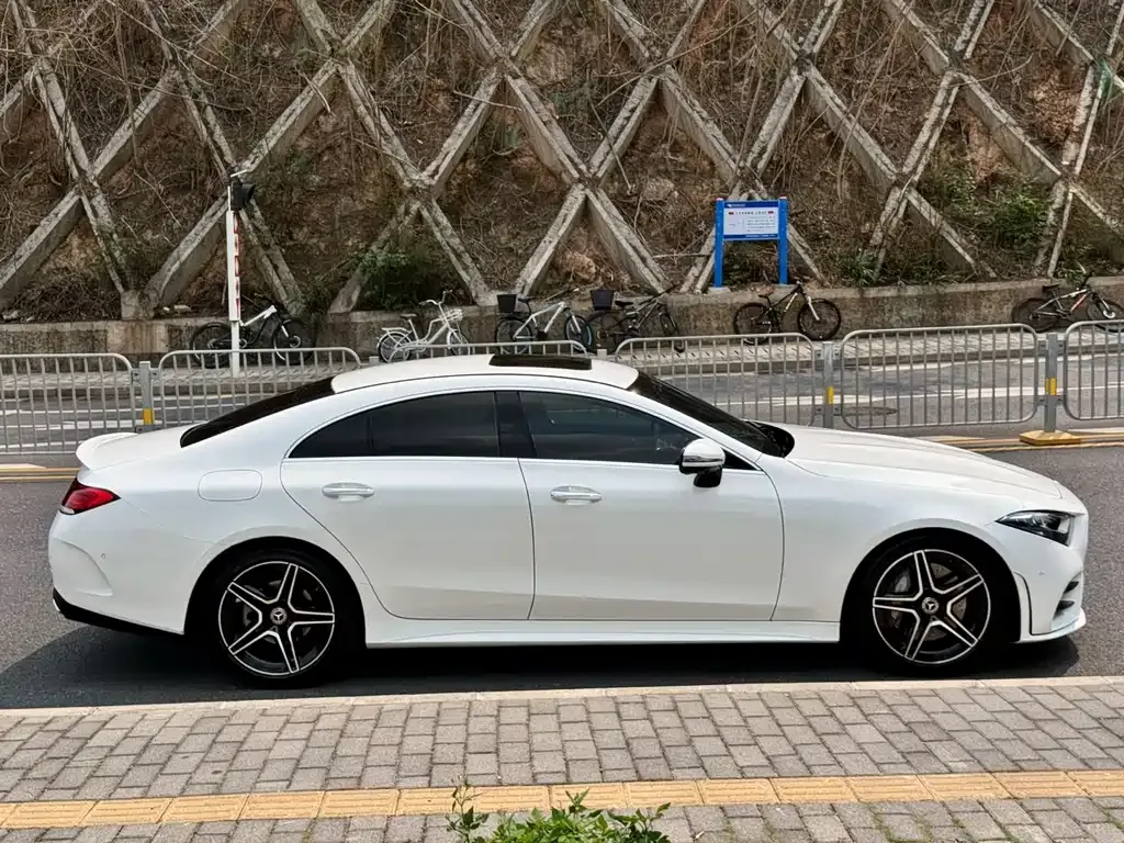 Mercedes-Benz CLS — фото 5