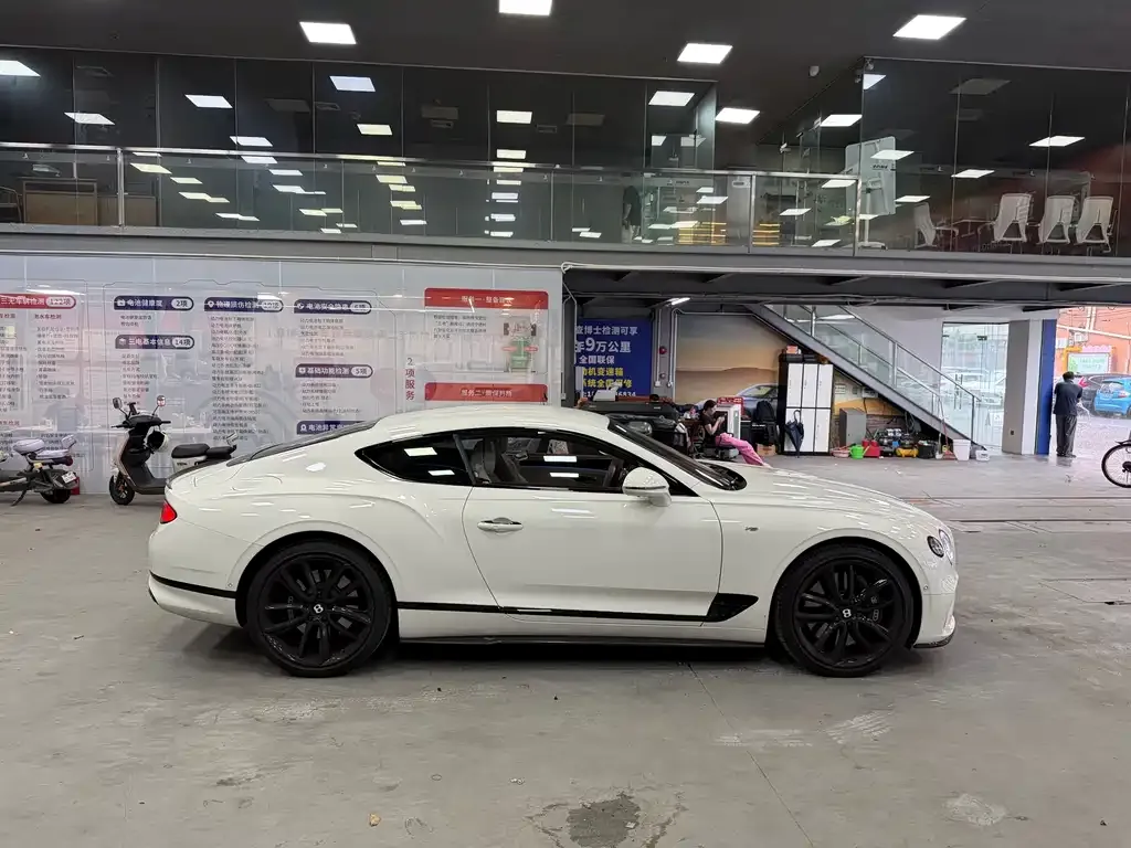 Bentley Continental — фото 5