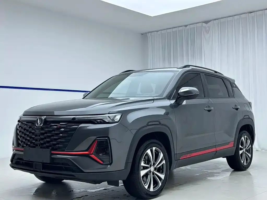 Changan CS35PLUS — фото 1
