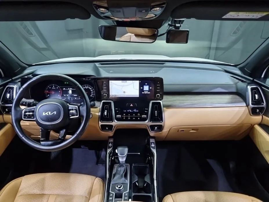 Kia Sorento — фото 4