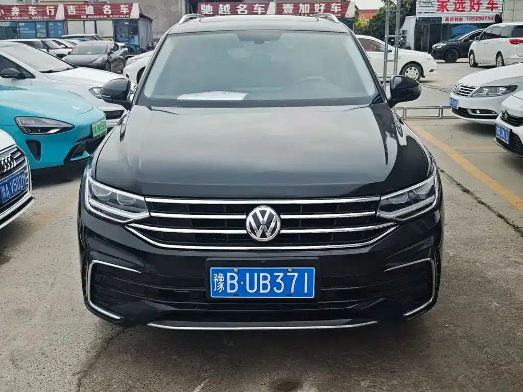 Volkswagen Tiguan L — фото 3