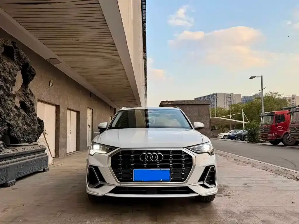 Audi Q3 — фото 5