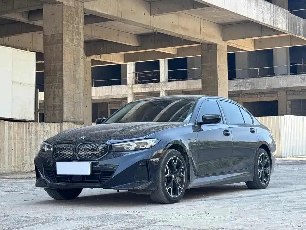 BMW i3 — фото 9