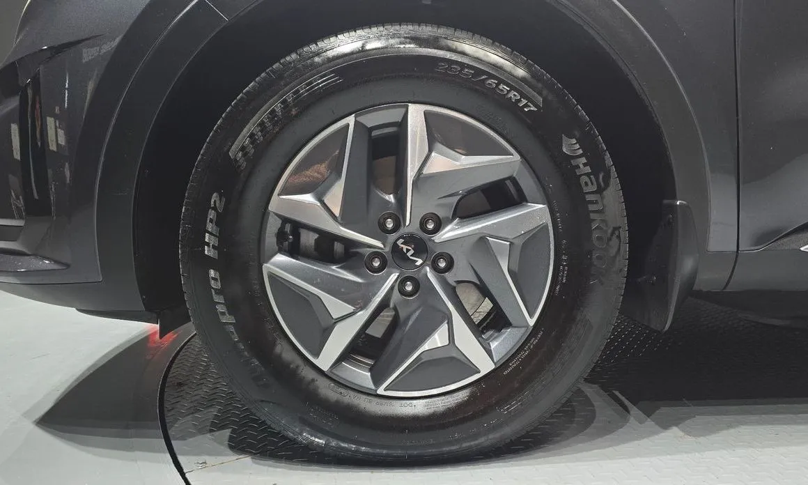 Kia Sorento — фото 6